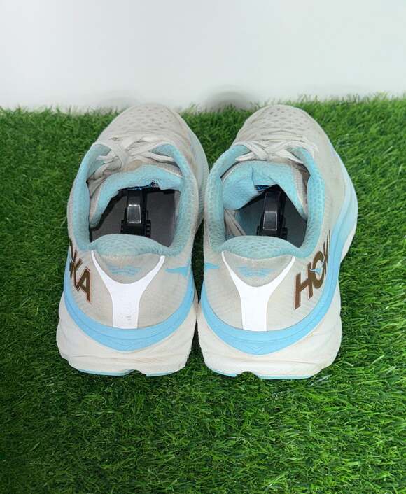 Hoka Women's Clifton 9 Frost Rose Gold Running Shoes - Picture 2 of 8